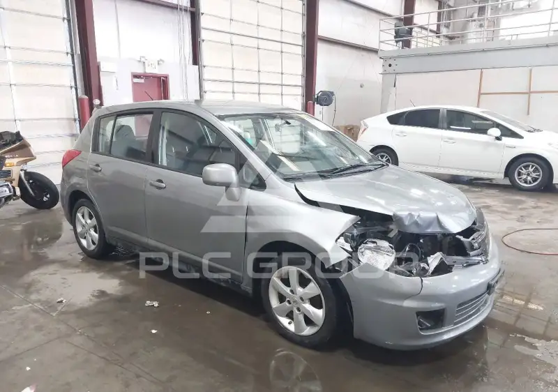 2011 Nissan VERSA фото
