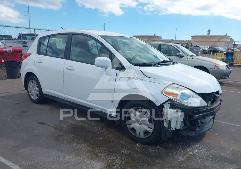 2011 Nissan VERSA фото