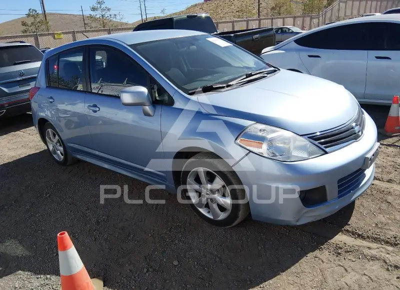 2011 Nissan VERSA photo