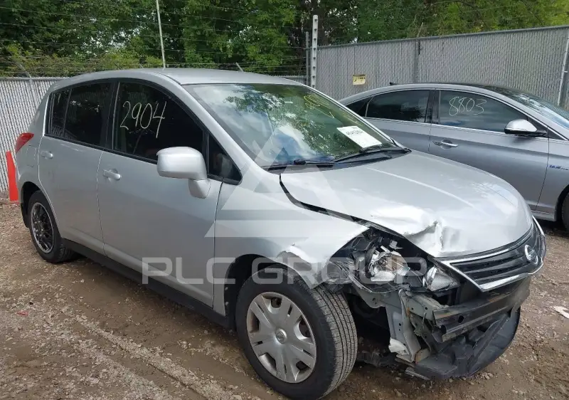 2011 Nissan VERSA photo