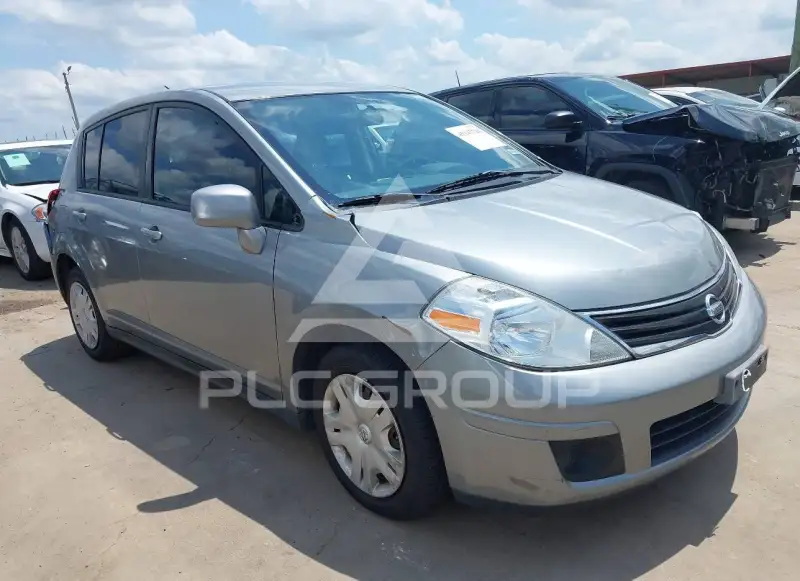 2011 Nissan VERSA photo