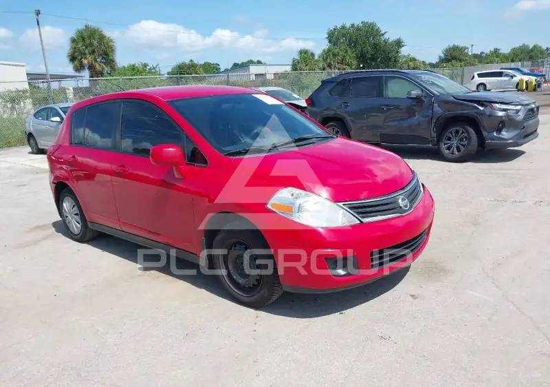 2011 Nissan VERSA фото