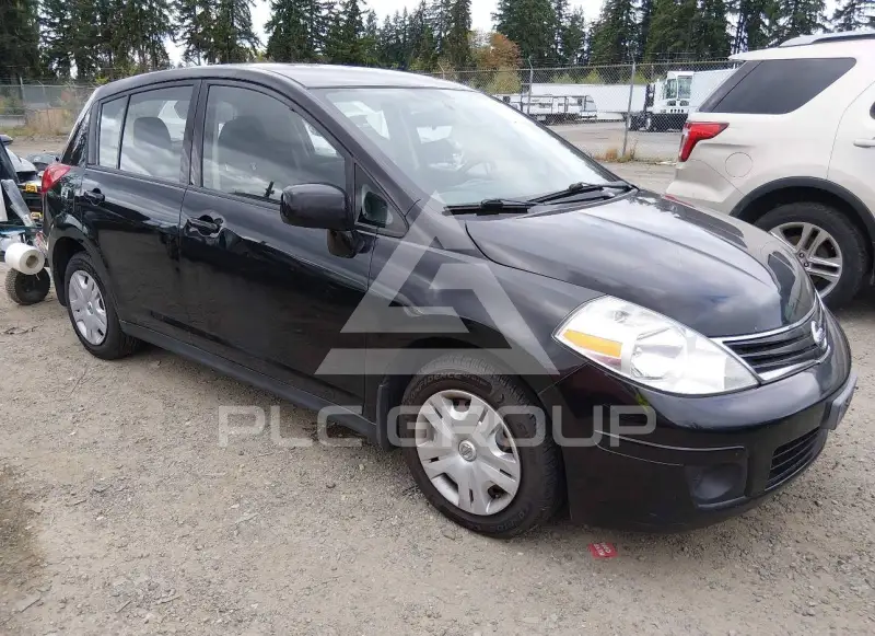 2011 Nissan VERSA photo