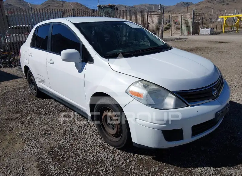 2011 Nissan VERSA фото