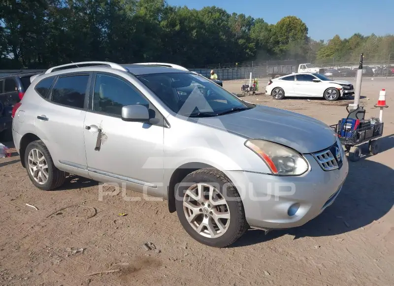 2011 Nissan ROGUE фото