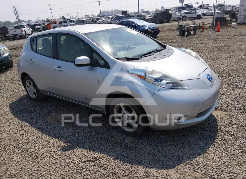 2011 Nissan LEAF фото