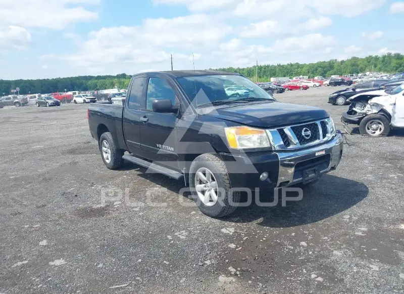 2011 Nissan TITAN фото