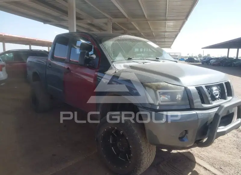 2011 Nissan TITAN фото