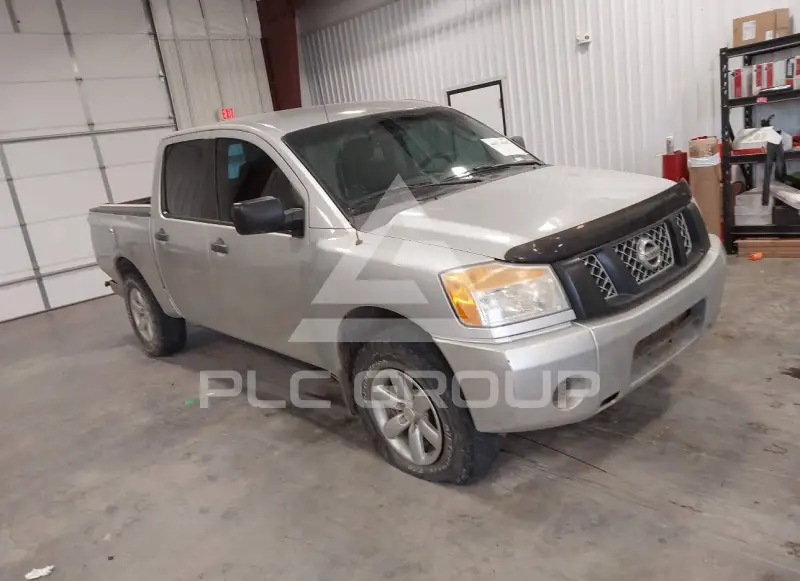 2011 Nissan TITAN photo