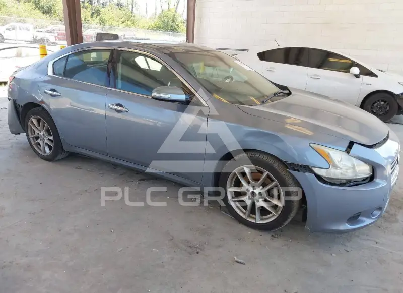 2011 Nissan MAXIMA photo