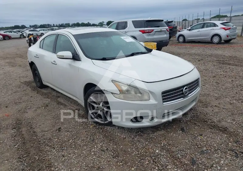 2011 Nissan MAXIMA фото
