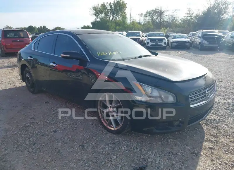 2011 Nissan MAXIMA photo