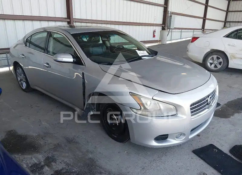 2011 Nissan MAXIMA photo
