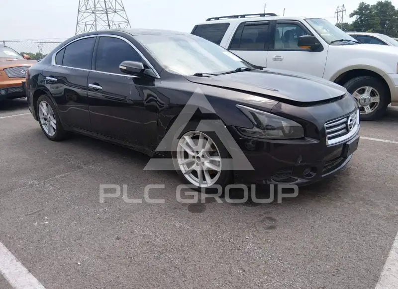 2011 Nissan MAXIMA photo