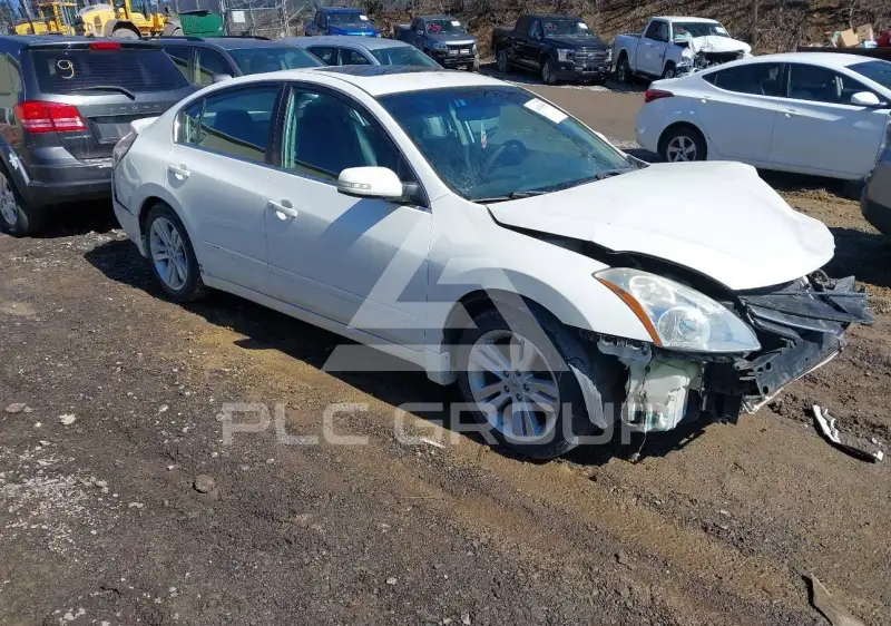 2011 Nissan ALTIMA фото