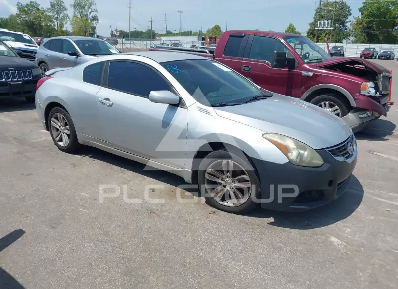 2011 Nissan ALTIMA фото