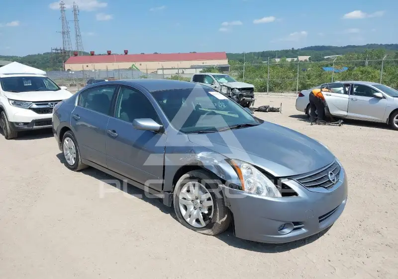 2011 Nissan ALTIMA photo