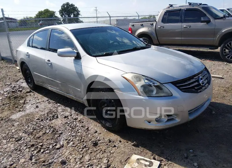 2011 Nissan ALTIMA фото