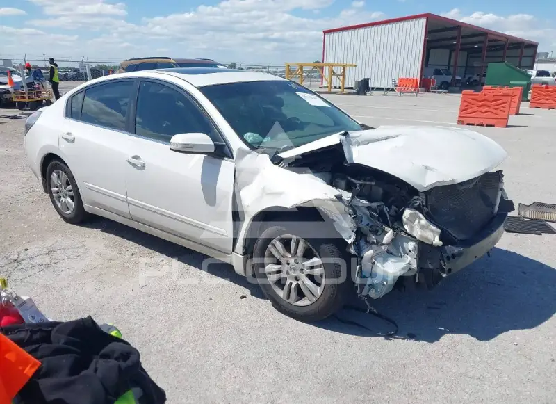 2011 Nissan ALTIMA photo