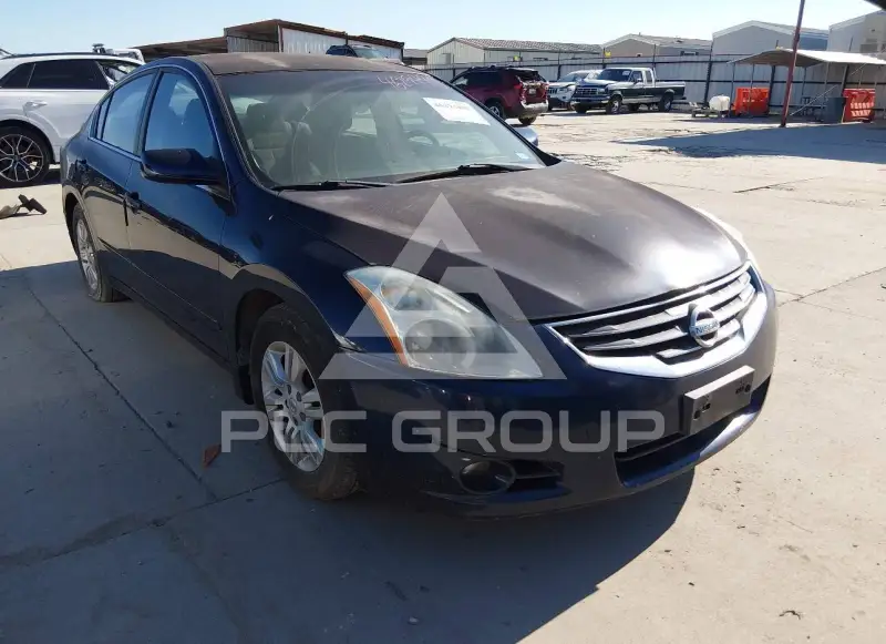 2011 Nissan ALTIMA photo