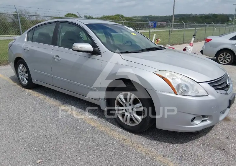 2011 Nissan ALTIMA фото