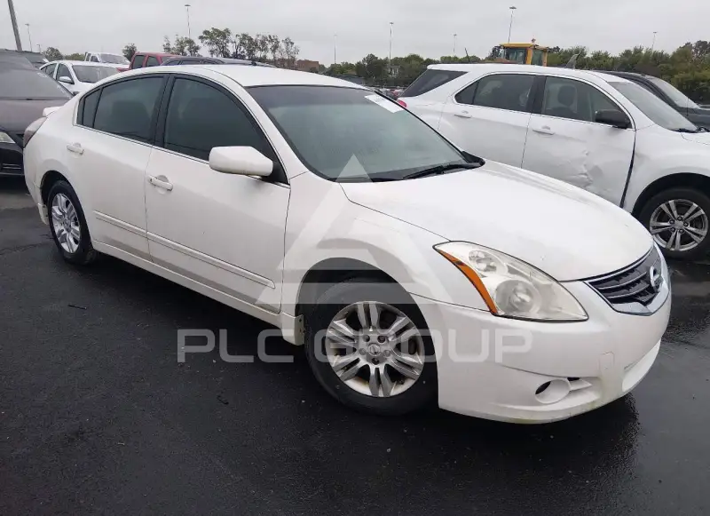 2011 Nissan ALTIMA фото