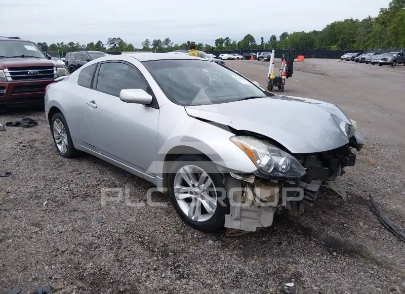 2011 Nissan ALTIMA фото