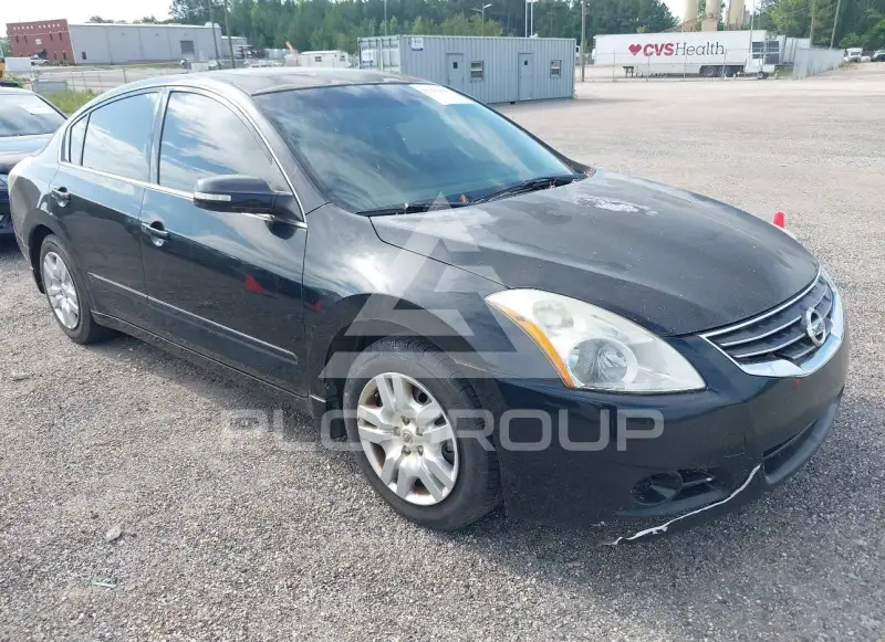 2011 Nissan ALTIMA фото