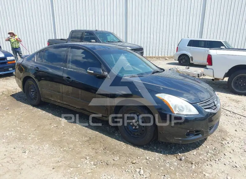 2011 Nissan ALTIMA photo