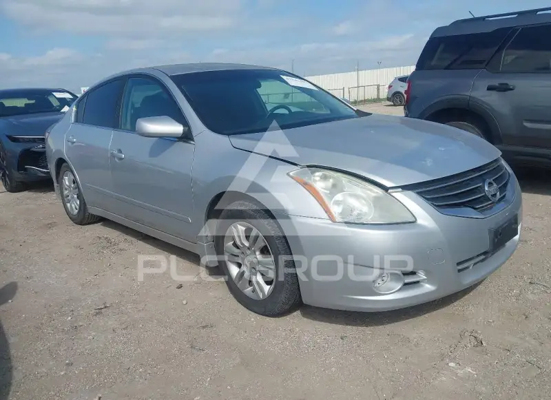 2011 Nissan ALTIMA фото