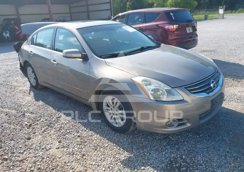 2011 Nissan ALTIMA фото