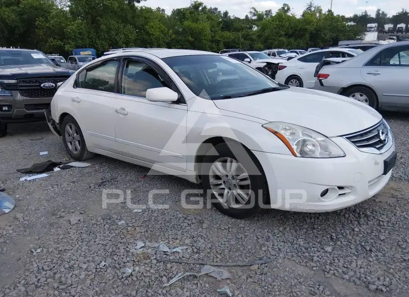 2011 Nissan ALTIMA фото