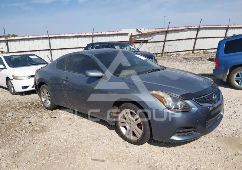 2011 Nissan ALTIMA фото