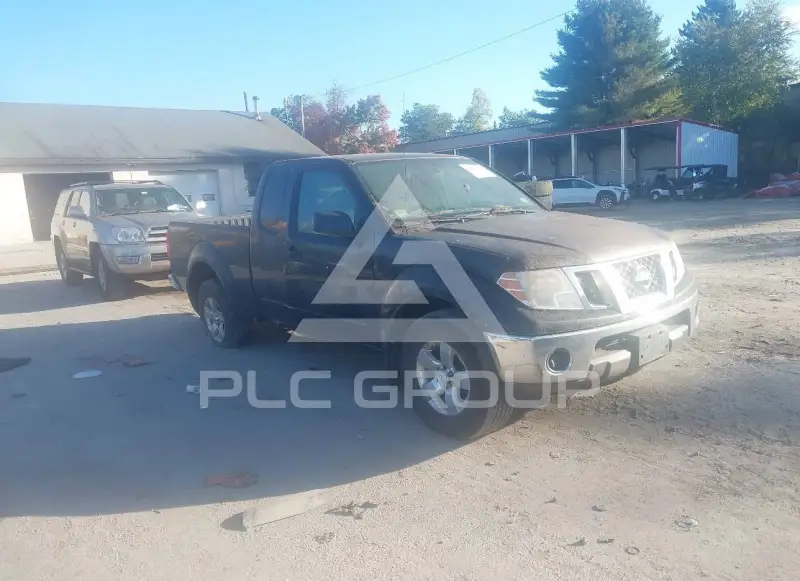 2011 Nissan FRONTIER фото