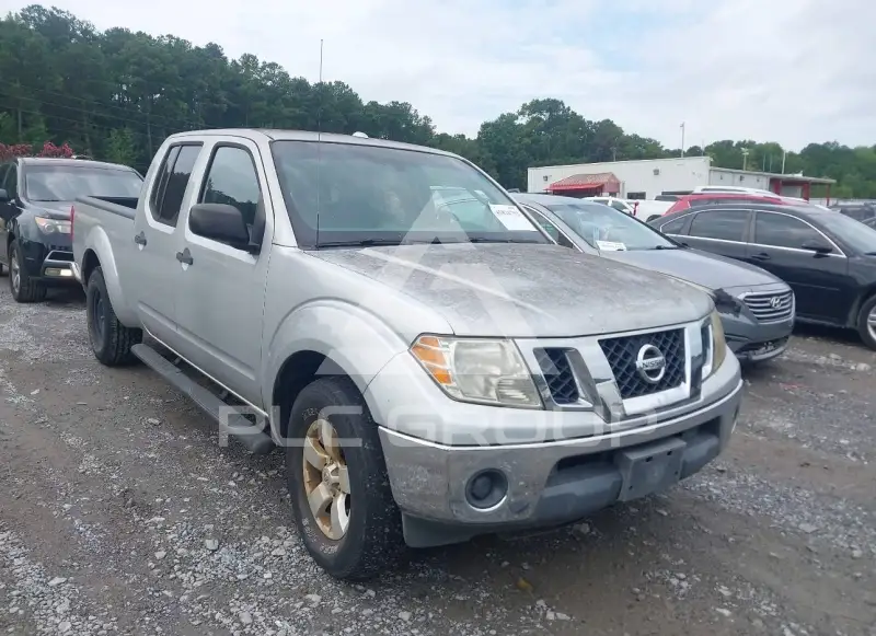 2011 Nissan FRONTIER фото