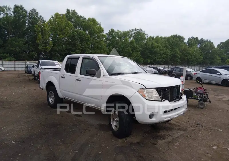 2011 Nissan FRONTIER фото