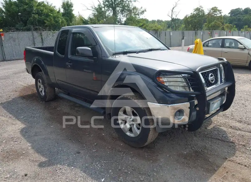 2011 Nissan FRONTIER фото
