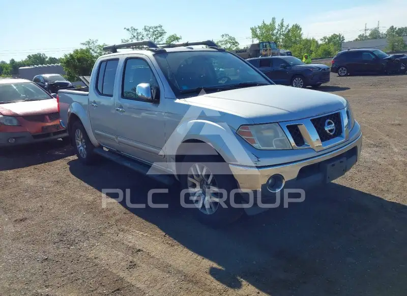 2011 Nissan FRONTIER фото