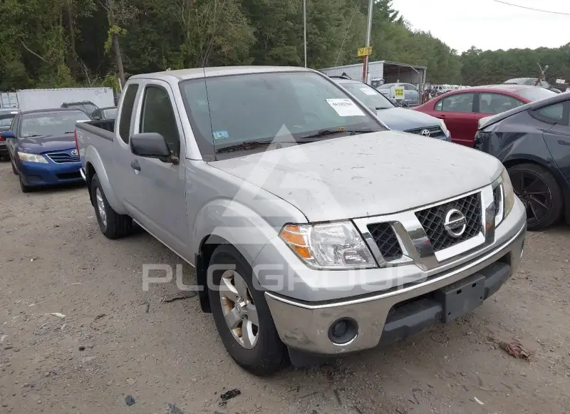 2011 Nissan FRONTIER фото