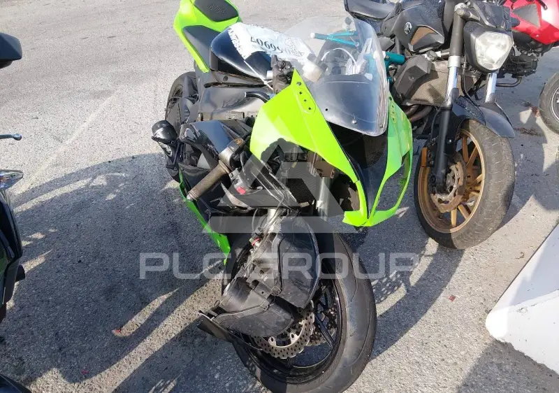 2011 Kawasaki ZX600 photo