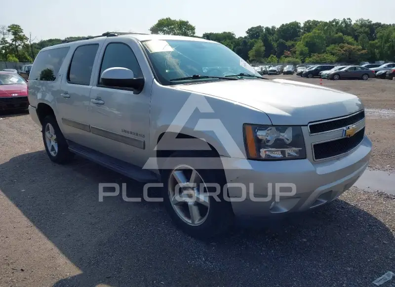 2011 Chevrolet Suburan photo