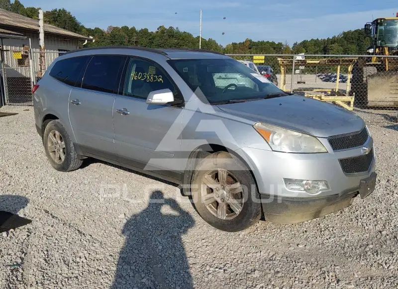 2011 Chevrolet TRAVERSE фото