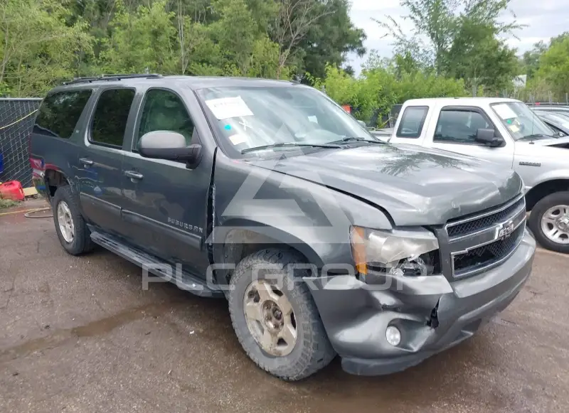2011 Chevrolet Suburan photo