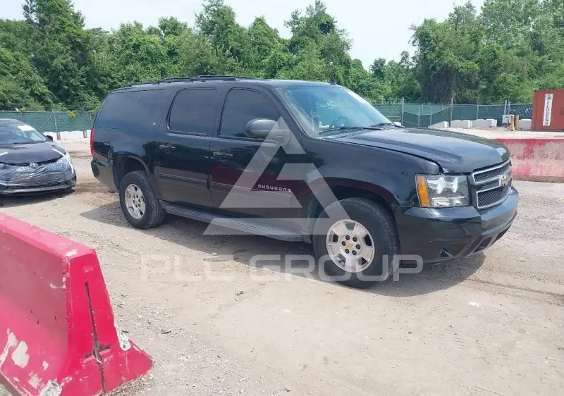 2011 Chevrolet Suburan photo