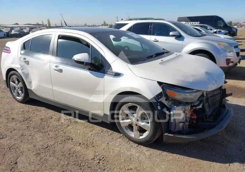 2011 Chevrolet Volt фото
