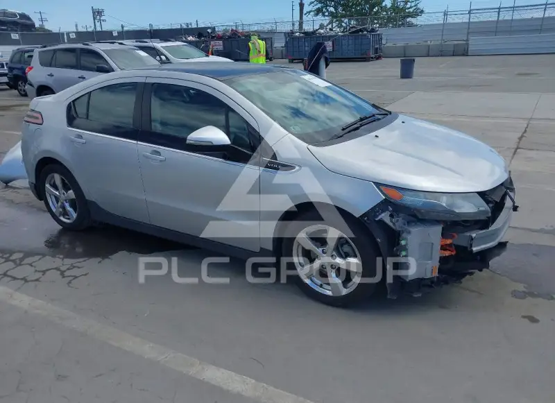 2011 Chevrolet Volt фото