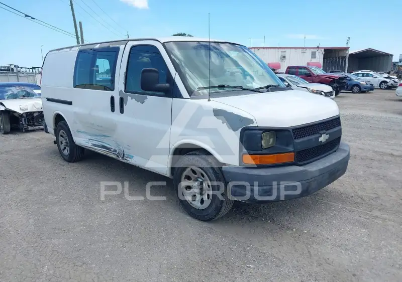 2011 Chevrolet Express photo