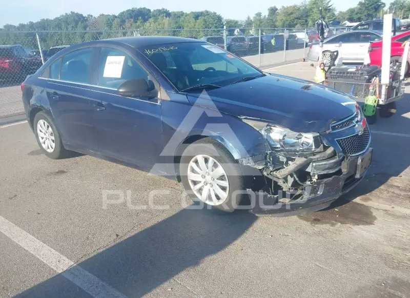 2011 Chevrolet Cruze photo