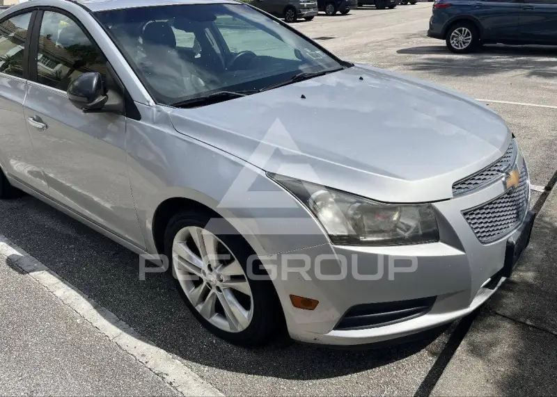 2011 Chevrolet Cruze фото