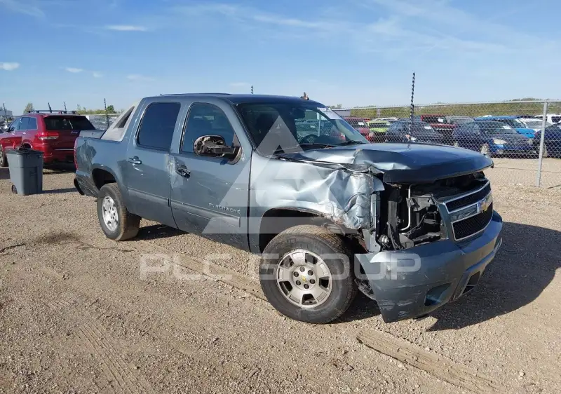 2011 Chevrolet Avalanche photo